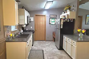 112 Maple St, Vevay, IN 47043 - Photo 6