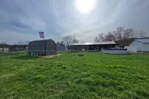 112 Maple St, Vevay, IN 47043 - Photo 36