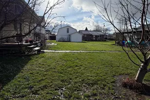 409 South St, Batesville, IN 47006 - Photo 6