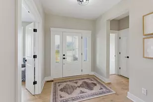 21556 Jaxon Pl, Lawrenceburg, IN 47025 - Photo 4