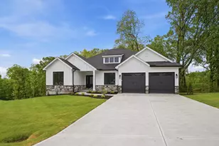 21556 Jaxon Pl, Lawrenceburg, IN 47025 - Photo 2