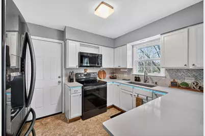 957 Greentree Road, Lawrenceburg, IN 47025 - Photo 8