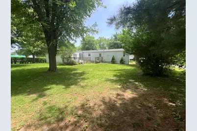 15009 Canary St, Brookville, IN 47012 - Photo 2