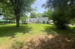 15009 Canary St, Brookville, IN 47012 - Photo 2