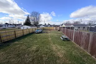 917 N Anderson St, Greensburg, IN 47240 - Photo 12