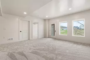 18458 Sycamore Woods Dr, Lawrenceburg, IN 47025 - Photo 38