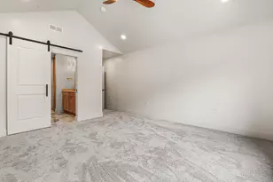 18458 Sycamore Woods Dr, Lawrenceburg, IN 47025 - Photo 24