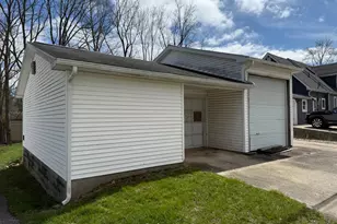 206 E Perry St, Versailles, IN 47042 - Photo 26