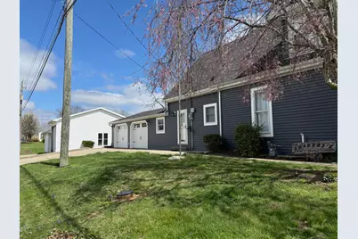 206 E Perry Street, Versailles, IN 47042 - Photo 2