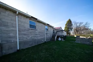 816 Bode Dr, Lawrenceburg, IN 47025 - Photo 10