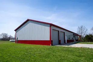 9091 White Tail Ln, Aurora, IN 47001 - Photo 4