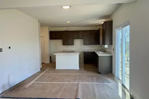 2319 N Liberty Lks Dr, Greensburg, IN 47240 - Photo 6