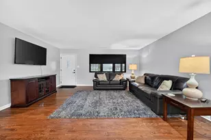 22091 Ester Ridge Rd, Sunman, IN 47041 - Photo 6