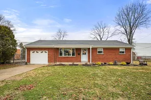 32 Robinson Dr, Lawrenceburg, IN 47025 - Photo 1