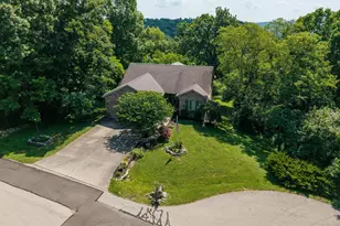 10458 Harmony Hills Dr, Aurora, IN 47001 - Photo 6