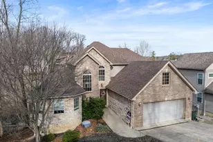 1448 Cliftmont Cir, Lawrenceburg, IN 47025 - Photo 2