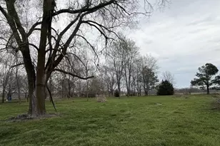 7568 N Old US Hwy 421, Saint Paul, IN 47272 - Photo 32