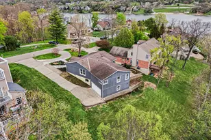 1207 Montclair Ct, Lawrenceburg, IN 47025 - Photo 2