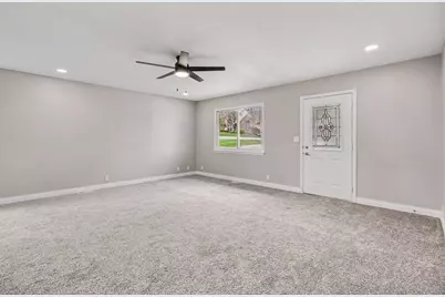 1207 Montclair Court, Lawrenceburg, IN 47025 - Photo 6