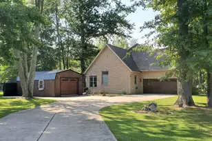 1018 S 3 Mile Rd, Batesville, IN 47006 - Photo 2