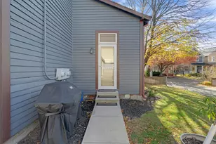 1002 N New Jersey St, Indianapolis, IN 46202 - Photo 36