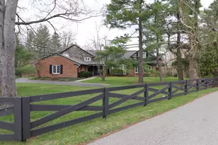 1 Crosstie Ln, Batesville, IN 47006 - Photo 2