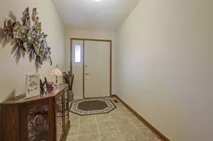 20615 Alpine Dr, Lawrenceburg, IN 47025 - Photo 4