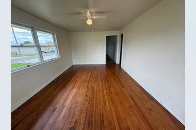 716 W Walnut Street, Greensburg, IN 47240 - Photo 2