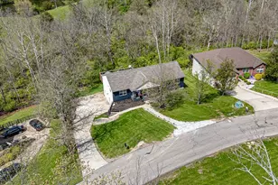 1648 Brookridge Cir Dr, Lawrenceburg, IN 47025 - Photo 38