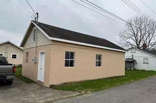 724 W 22nd St, Connersville, IN 47331 - Photo 20