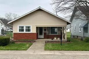 724 W 22nd St, Connersville, IN 47331 - Photo 1