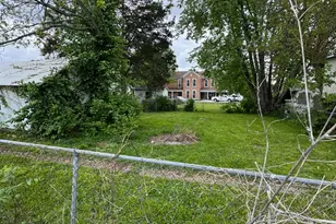 304 Franklin, Saint Paul, IN 47272 - Photo 4