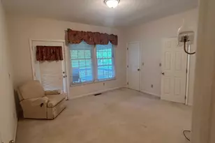 905 S Park Ave, Batesville, IN 47006 - Photo 6