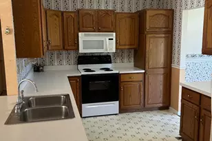 905 S Park Ave, Batesville, IN 47006 - Photo 4