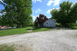 1498 S Friendship Rd, Milan, IN 47031 - Photo 6