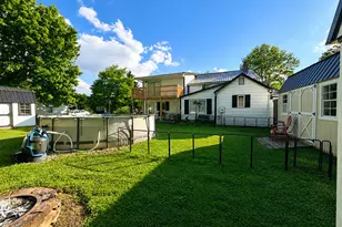 304 Pearl St, Vevay, IN 47043 - Photo 8