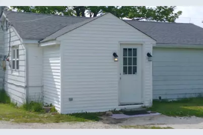 8614 N St Rd 101, Sunman, IN 47041 - Photo 6