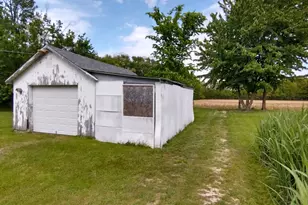 8614 N St Rd 101, Sunman, IN 47041 - Photo 24