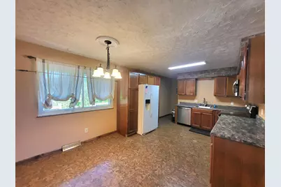 5864 Alberta Drive, Aurora, IN 47001 - Photo 4