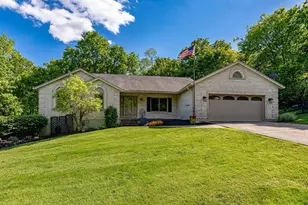 511 Elk Ridge Ln, Lawrenceburg, IN 47025 - Photo 1