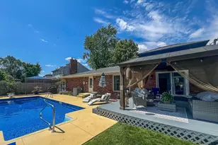 3345 30th St, Columbus, IN 47203 - Photo 24