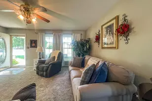 3345 30th St, Columbus, IN 47203 - Photo 2
