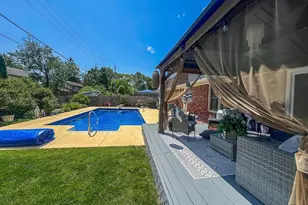 3345 30th St, Columbus, IN 47203 - Photo 18