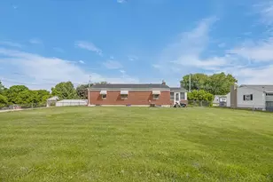 430 Sunnyslope Dr, Lawrenceburg, IN 47025 - Photo 36