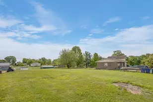 430 Sunnyslope Dr, Lawrenceburg, IN 47025 - Photo 38