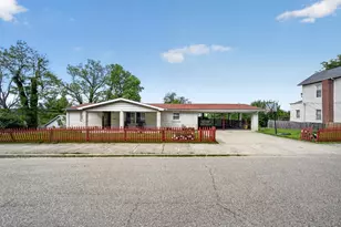 410 5th St, Aurora, IN 47001 - Photo 1