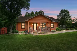 21282 Bellemeade Dr, Lawrenceburg, IN 47025 - Photo 2