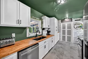 206 E Carr St, Milan, IN 47031 - Photo 6