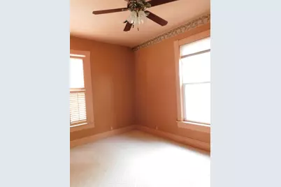 322 E 2nd, Madison, IN 47250 - Photo 28