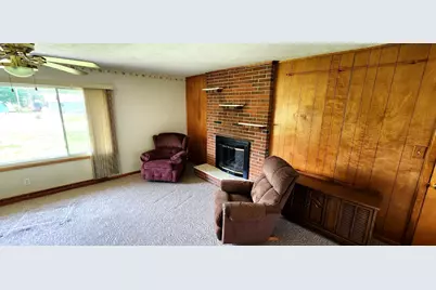 2394 S Sunset Drive, Connersville, IN 47331 - Photo 6